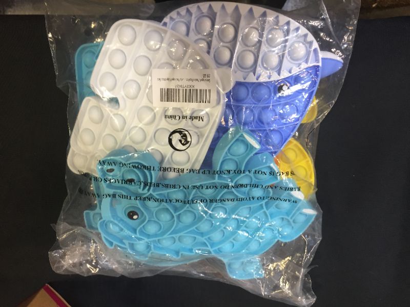 Photo 1 of 6 Packs Pop Fidget Pops Toys Gifts for Kids Teens Adult Its Poppers It Push Bubble Sensory Stress Relief Satisfying Gift Ideas Christmas Party Games Package Dog Duck Whale Horse Crocodile Polar Bear
(FACTORY SEALED)