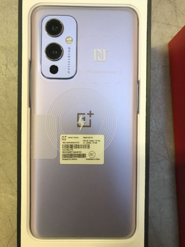 Photo 8 of OnePlus 9 5G ( BRAND NEW ) ( OPENED BOX ONLY FOR PICTURES ) Winter mist phone 