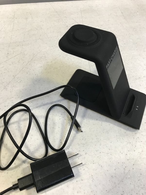 Photo 5 of 3 in 1 Wireless Charging Station