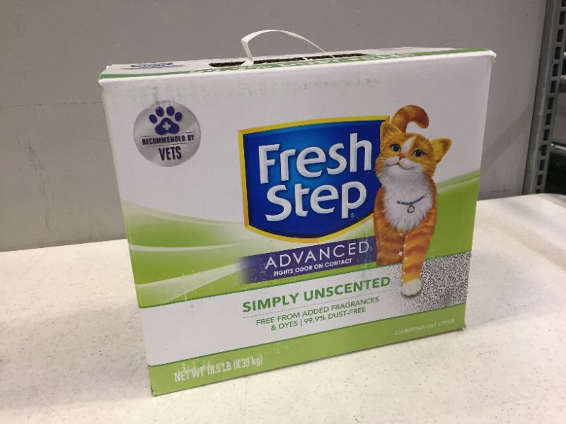 Photo 1 of Fresh Step Advanced Simply Unscented Clumping Clay Cat Litter, 18.5-lb box, 1 pack