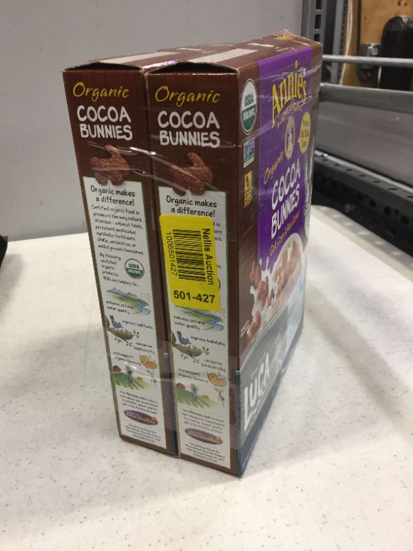 Photo 1 of 2 Annie's Organic Cocoa Bunnies Breakfast Cereal, 10 oz BB 13JAN2022

