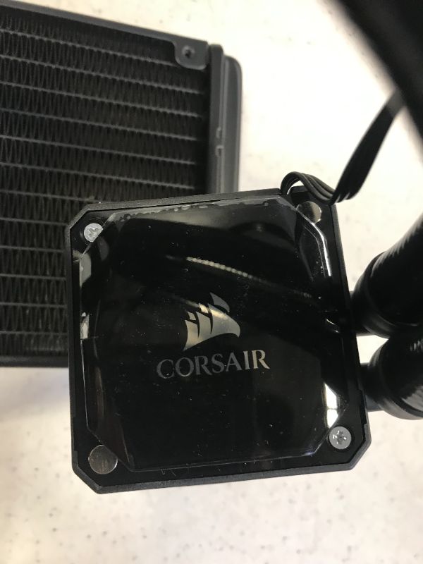 Photo 1 of Corsair Hydro Series H60 AIO Liquid CPU Cooler, 120mm Radiator, 120mm SP Series PWM Fan
