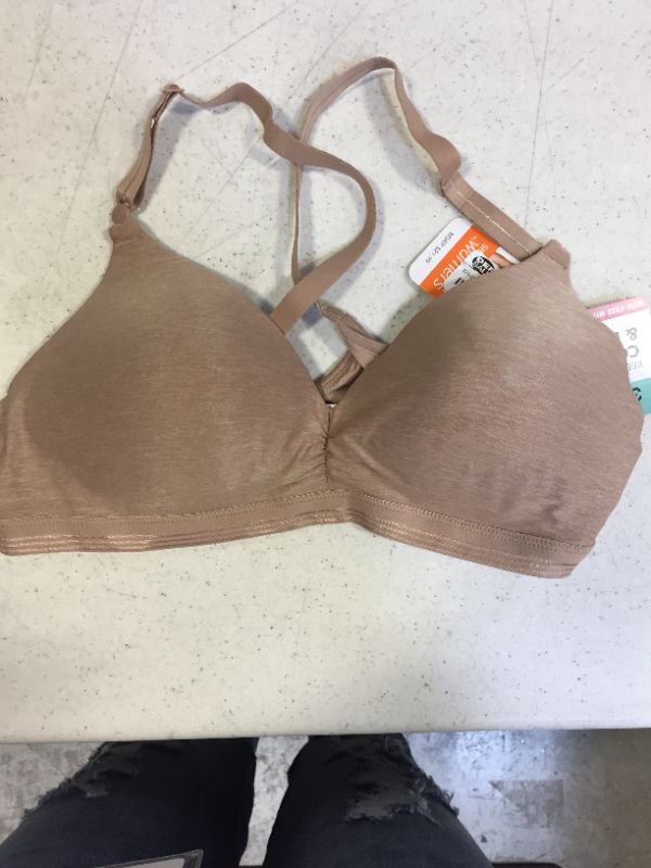 Photo 2 of Hanes Women's Xtemp Foam Wirefree Bra G507
38b