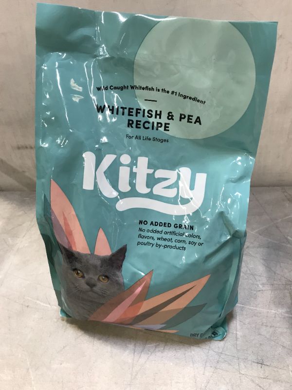 Photo 2 of Amazon Brand – Kitzy Dry Cat Food, No Added Grains (Turkey/Whitefish & Pea Recipe)
EXP10/2021