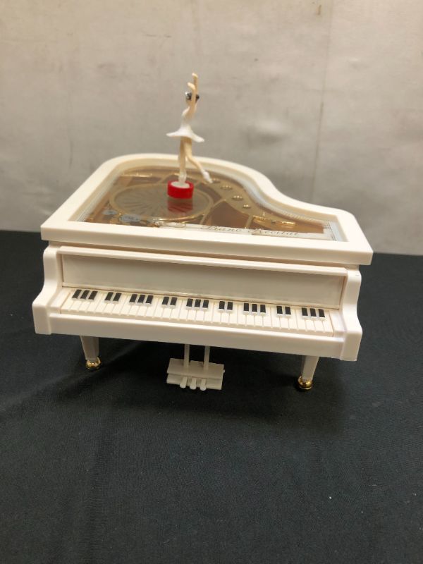 Photo 3 of " THE CLASSICAL PIANO" PIANO RECITAL*DANCING BALLERINA MUSIC BOX PLAYS FOR ELISE

