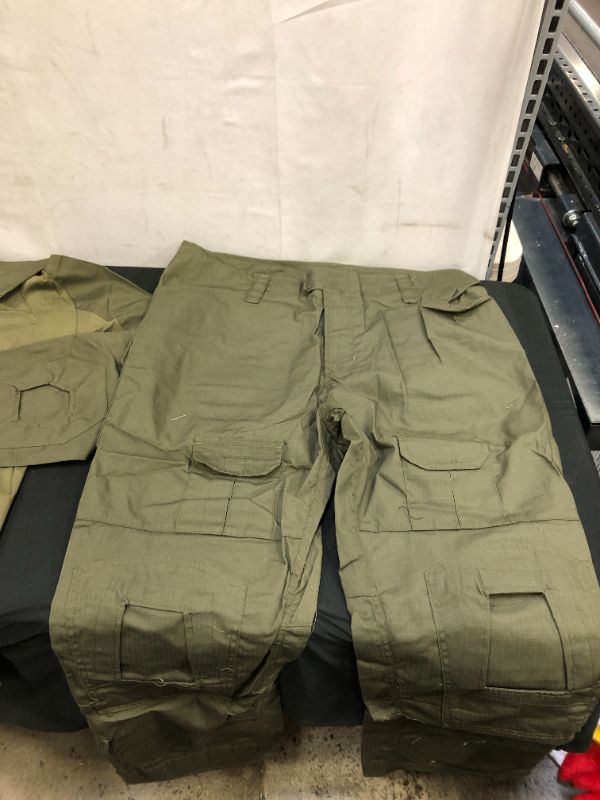 Photo 2 of  Size 3XL Hunting Pants G3 Suit Tactical Military Uniform Multicam Forces Suit Combat Shirt Pants Tactics Airsoft Militaire With Pads
