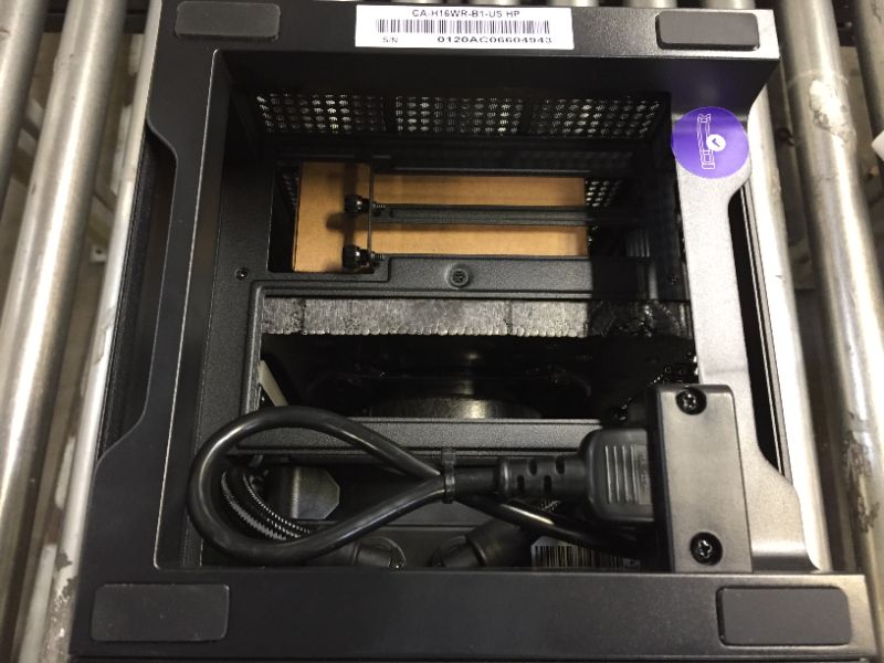 Photo 4 of NZXT - Mini ITX Case with PSU, AIO and Riser Card---ITEM IS DIRTY---