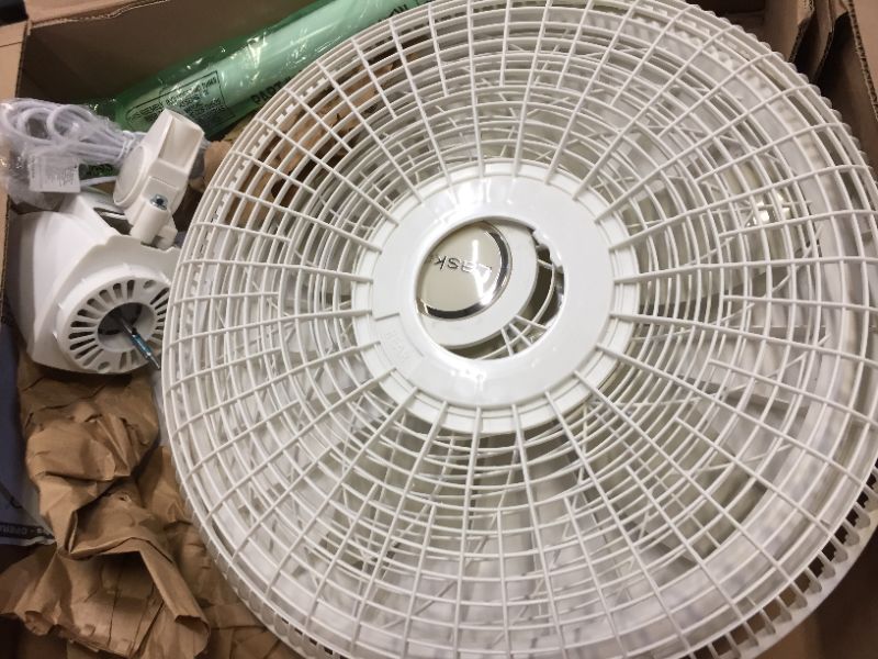 Photo 2 of Lasko Products 18 Pedestal Fan White, MOTOR WORKS, NEEDS TO BE ASSEMBLED 