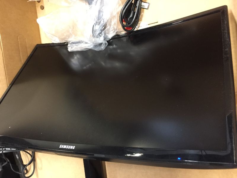 Photo 3 of Samsung 24" Curved LED Monitor Full HD 1920x1080 Resolution