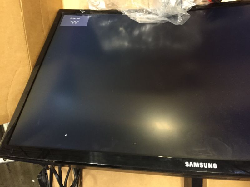 Photo 2 of Samsung 24" Curved LED Monitor Full HD 1920x1080 Resolution