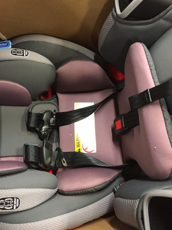 Photo 2 of Graco Extend2Fit 3-in-1 Car Seat - Norah