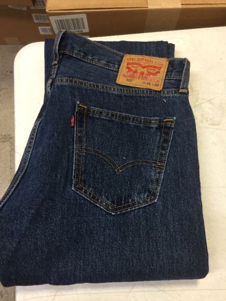 Photo 2 of Levi's Men's 505 Regular Fit Jeans
Size: 34x32