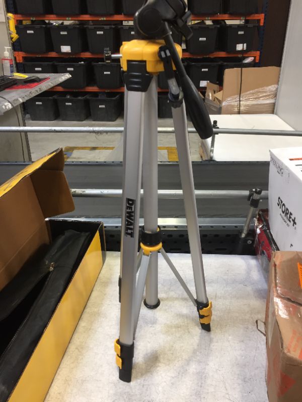 Photo 3 of DEWALT Laser Tripod with Tilting Head (DW0881T)
