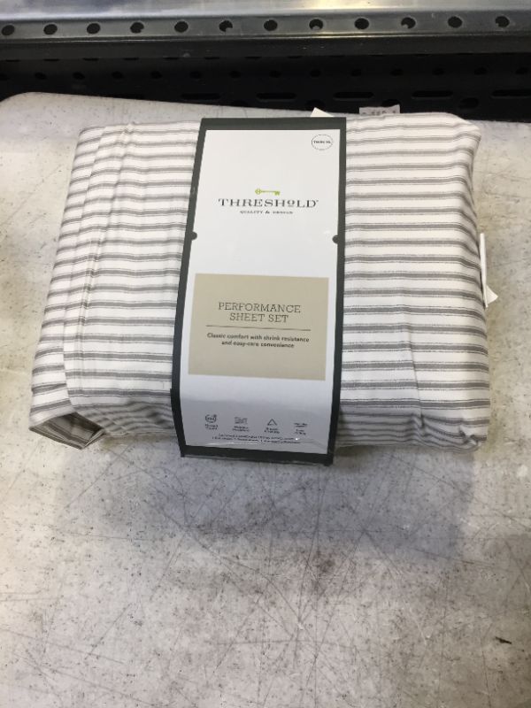 Photo 2 of 400 Thread Count Fall Pattern Performance Sheet Set - Threshold™ Size: Twin/Twin XL
