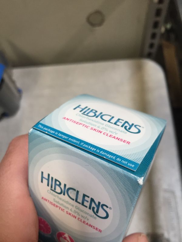 Photo 4 of 
Hibiclens 4oz Bottle (118 ML) Molnlycke Health Care (Chlorhexidine Gluconate SOlution 4.0% W/v) Case of 48
exp 02/2022 (factory sealed ) 2 pack 