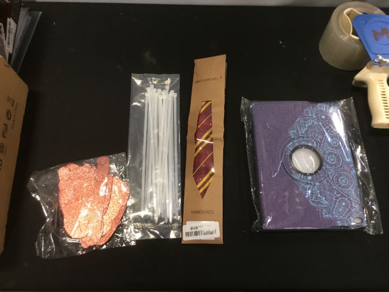 Photo 1 of 4pc Miscellaneous