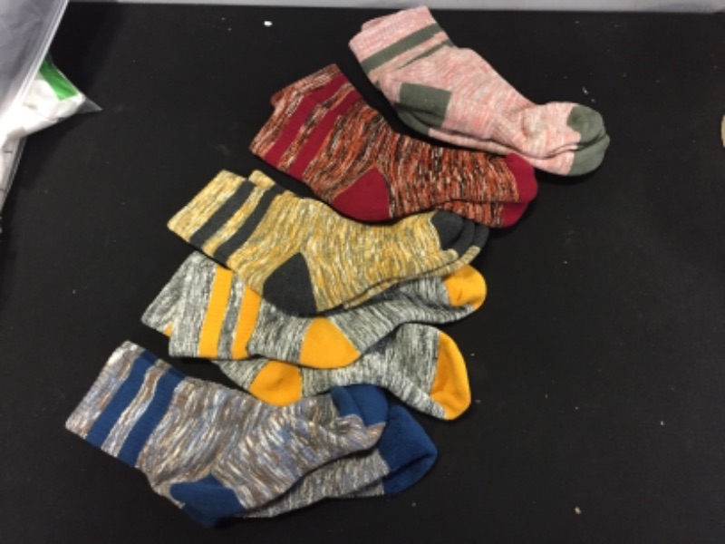 Photo 1 of Men's Socks 5 Pack