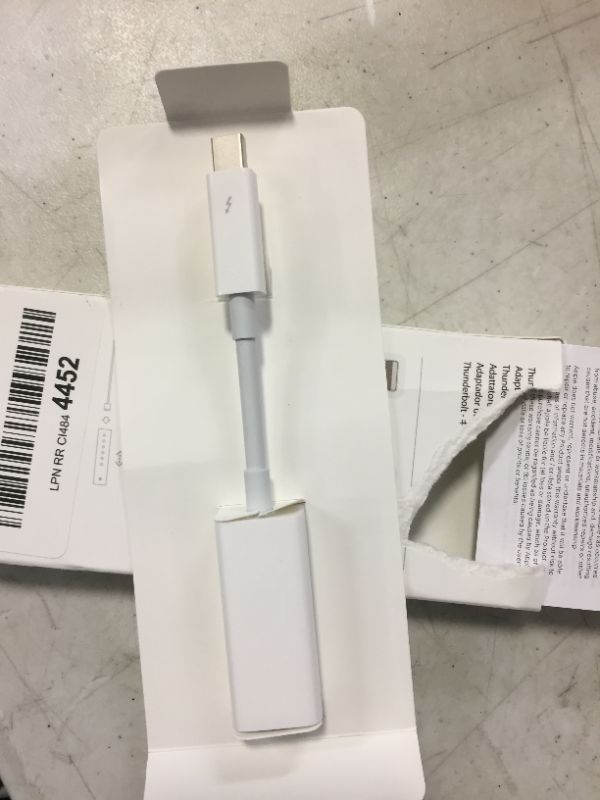 Photo 2 of Apple Thunderbolt to Gigabit Ethernet Adapter MD463LL/A - White