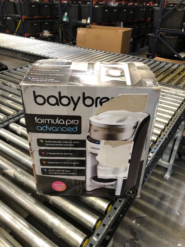 Photo 5 of Baby Brezza New and Improved Formula Pro Advanced Dispenser Machine