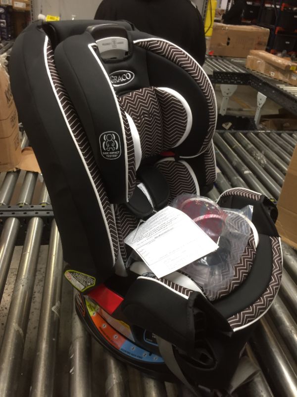 Photo 1 of Graco 4ever DLX 4-in-1 Convertible Car Seat - Zagg