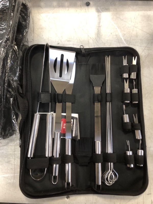 Photo 1 of 20 pc barbecue tool set 