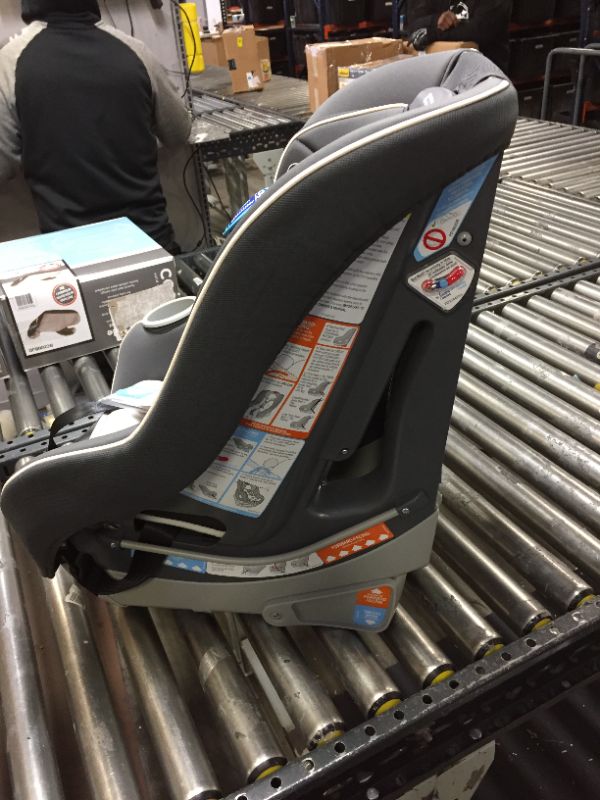 Photo 3 of Graco Convertible Car Seat - Glacier