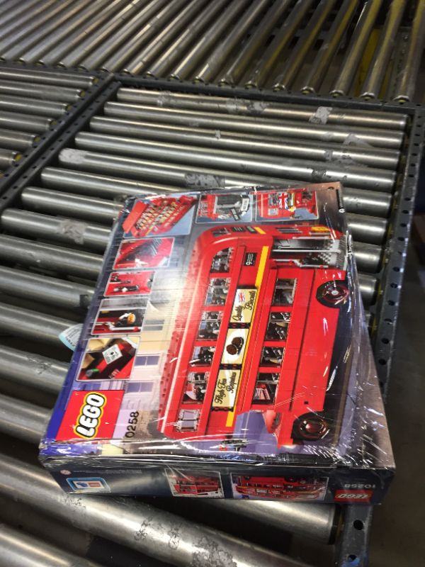 Photo 2 of LEGO Creator Expert London Bus 10258