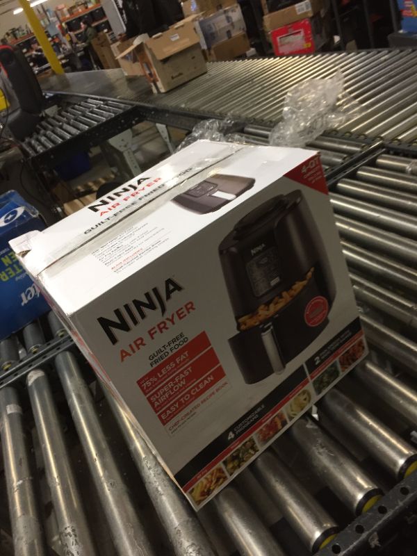 Photo 3 of Ninja AF101 Air Fryer, 4 Qt, Black/gray
