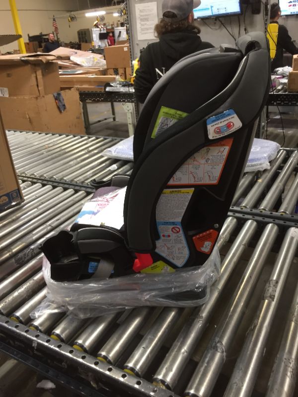 Photo 6 of Graco SlimFit All-in-One Convertible Car Seat, Annabelle