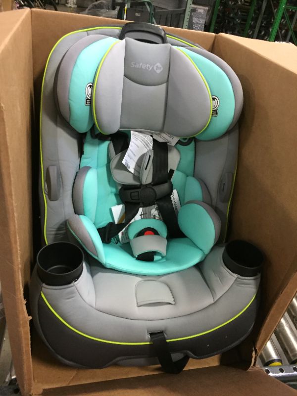 Photo 4 of Safety 1st® Grow & Go 3-in-1 Convertible Car Seat in Vitamint