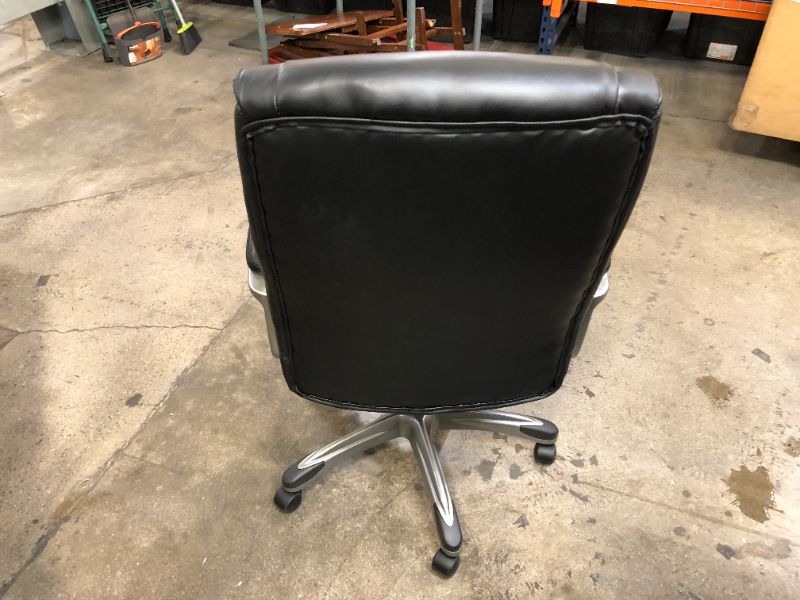 Photo 4 of Amazon Basics Executive Office Desk Chair with Armrests 
