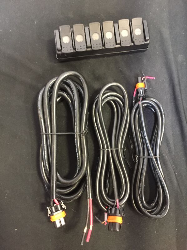 Photo 1 of TRIGGER 3001 Six Shooter Accessory Control System , Black
