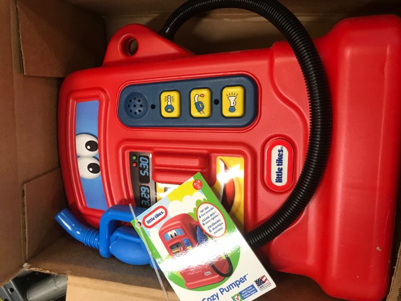 Photo 1 of Little Tikes Cozy Pumper Play Construction Toy