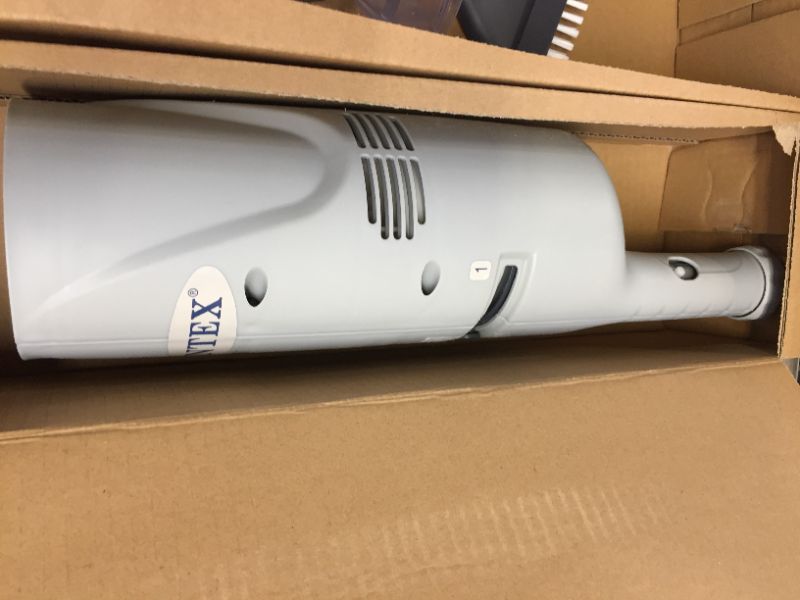 Photo 1 of Intex 28620ep  Handheld Above Ground Swimming Pool Vacuum