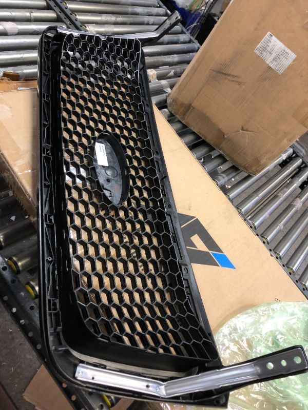 Photo 2 of 2004-2005 Ford Truck Black Mesh Aftermarket Grill-FD07206GA
