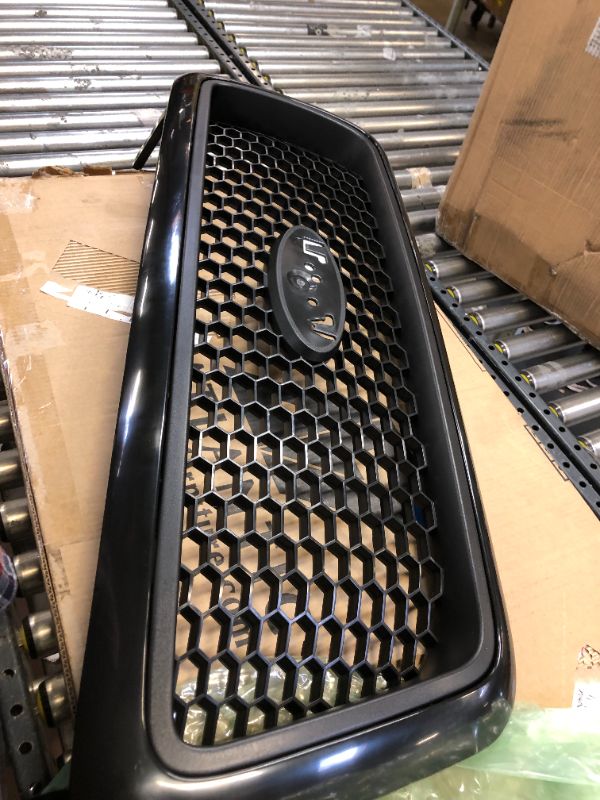 Photo 1 of 2004-2005 Ford Truck Black Mesh Aftermarket Grill-FD07206GA
