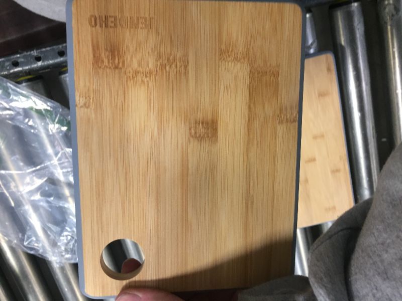 Photo 2 of 2 Pk bamboo cutting boards 6 X 8 inches and 9 X 12 inches 