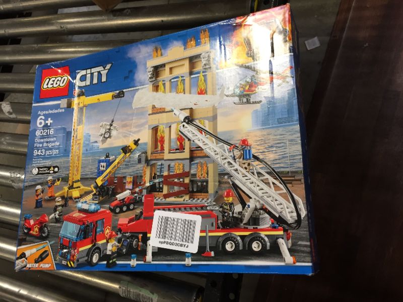 Photo 2 of LEGO City Downtown Fire Brigade 60216 Building Kit (943 Pieces)
** FACTORY SEALED **