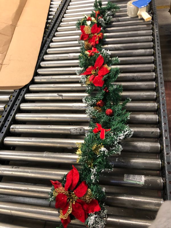 Photo 1 of CHRISTMAS DECORATION LEAF AND ORNAMENT STRING 