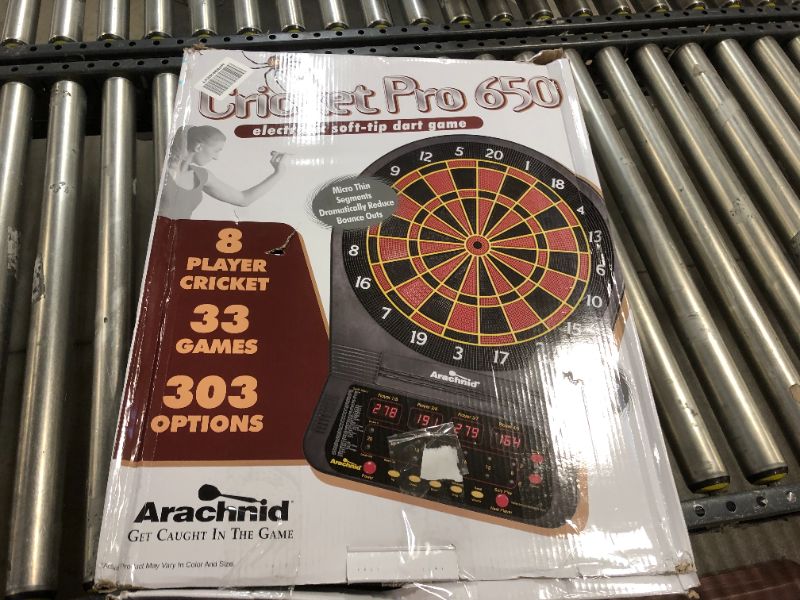 Photo 2 of Arachnid Cricket Pro 650 Electronic Dartboard