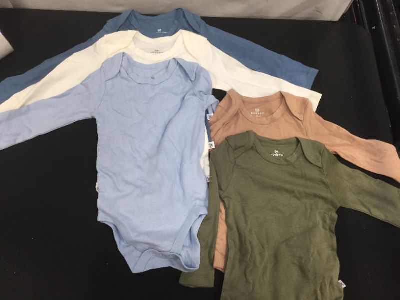Photo 2 of HonestBaby Baby 5-Pack Organic Cotton Long Sleeve Bodysuits SIZE12 MONTHS
