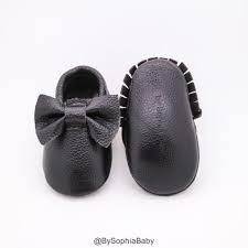 Photo 1 of Baby Unisex Baby Moccasins SIZE 12-18