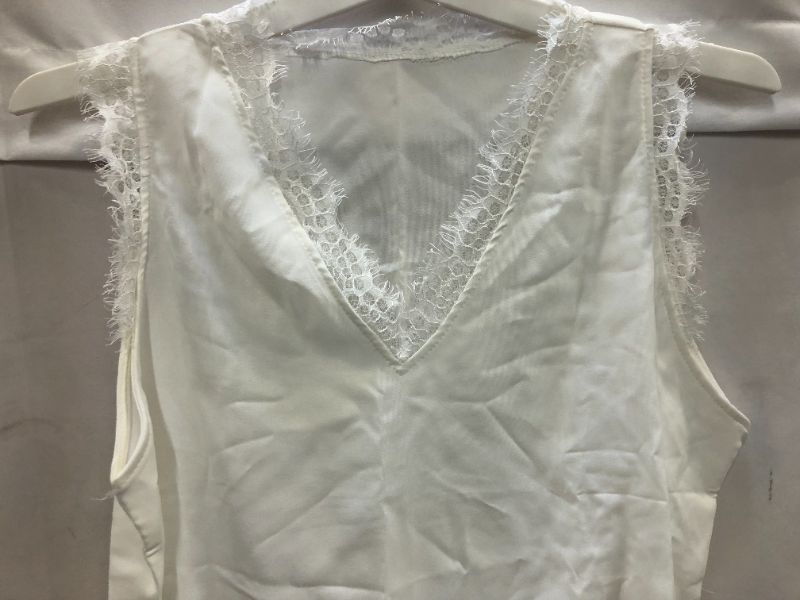 Photo 2 of  women's blouse white Size XL