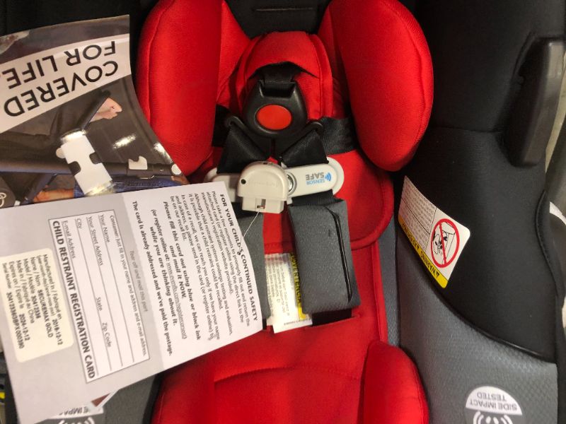 Photo 2 of Evenflo Gold SecureMax Smart Infant Car Seat with SafeZone Load Leg
