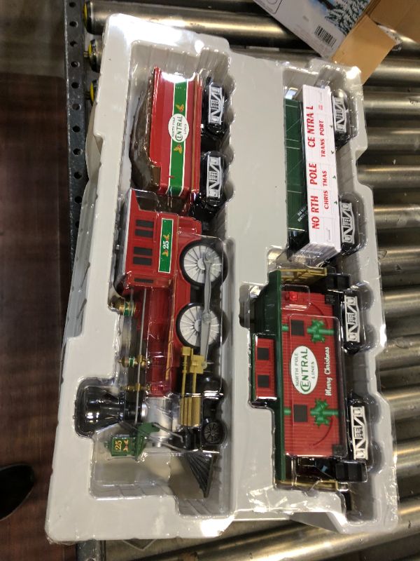 Photo 1 of Lionel Trains North Pole Central Ready to Play Battery Power Christmas Train Set
