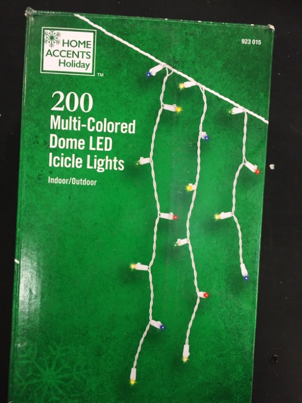 Photo 1 of 200 multi color dome led icicle lights 