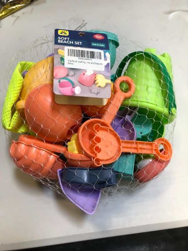 Photo 2 of Pizigci Beach Toys for Kids Includes Mesh Bag, Castle Molds, Sand Shovel, Waterwheels, Buckets, Ice Cream, Animal Molds, 26 in 1 Summer Beach Sand Toy Set
