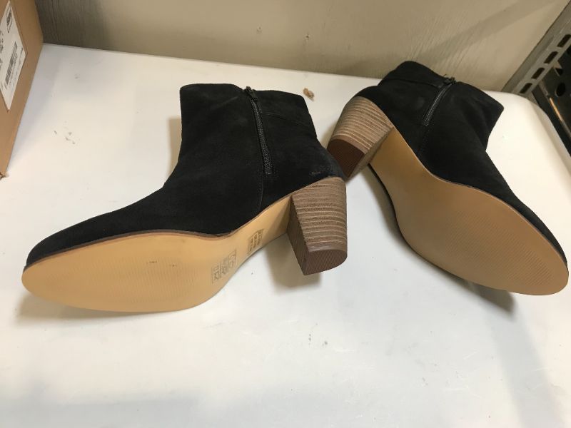 Photo 4 of  Women's  Heel Ankle Booties size 8 
