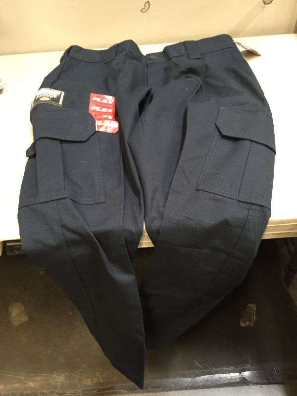 Photo 3 of Dickies Men's Flex Regular Fit Straight Leg Cargo Pants - Dark Navy Size 34x 30
