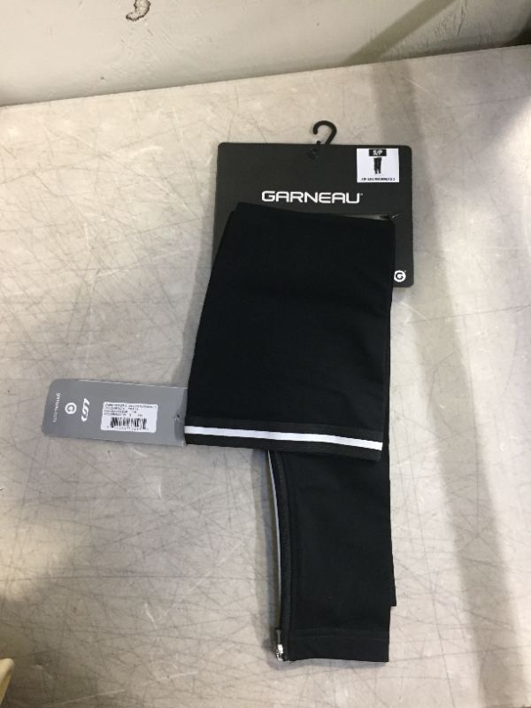 Photo 2 of Garneau Zip-Leg Warmers 2 - Men's